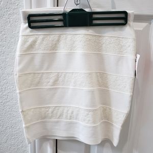 NWT White Lace Skirt Size S